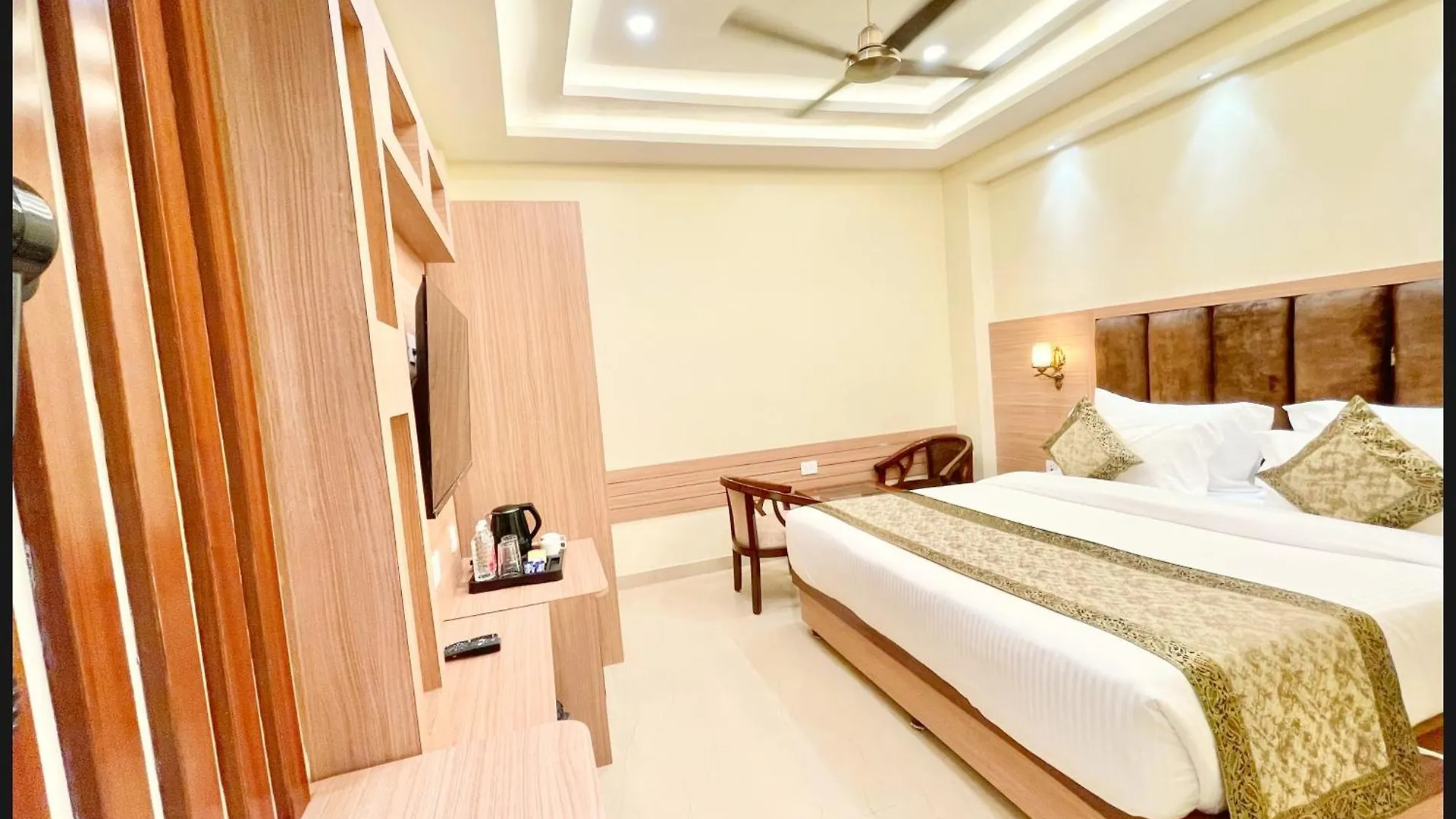 ****  Varanasi Hotel Mantva Palace Near Kashi Vishwanath Temple - A Luxuary Hotel In 바라나시 인도