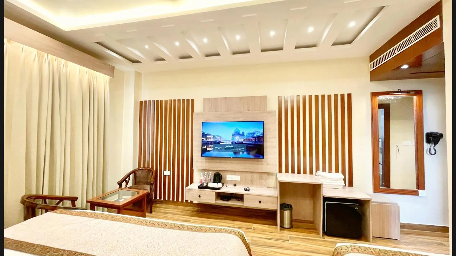 Varanasi Hotel Mantva Palace Near Kashi Vishwanath Temple - A Luxuary Hotel In 바라나시